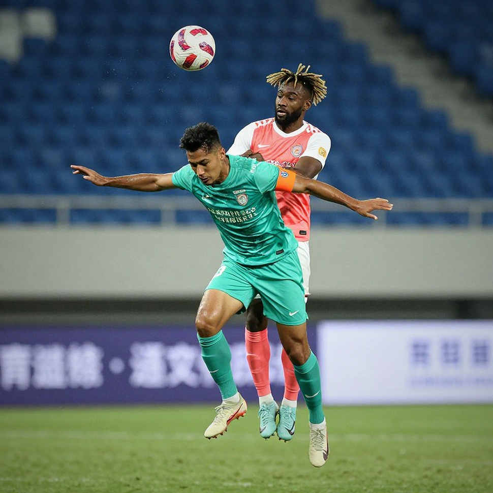 Tây Ban Nha 2-0 Mexico U-20: Tấm băng rôn 'Méjico' và vùng không gian không ai đo đếm