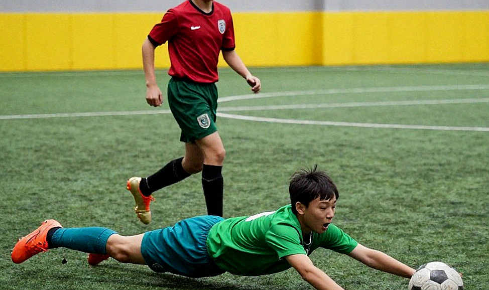 Dưới bảng xếp hạng: Nhịp đập và những cái chết nhỏ của một mùa giải bóng đá