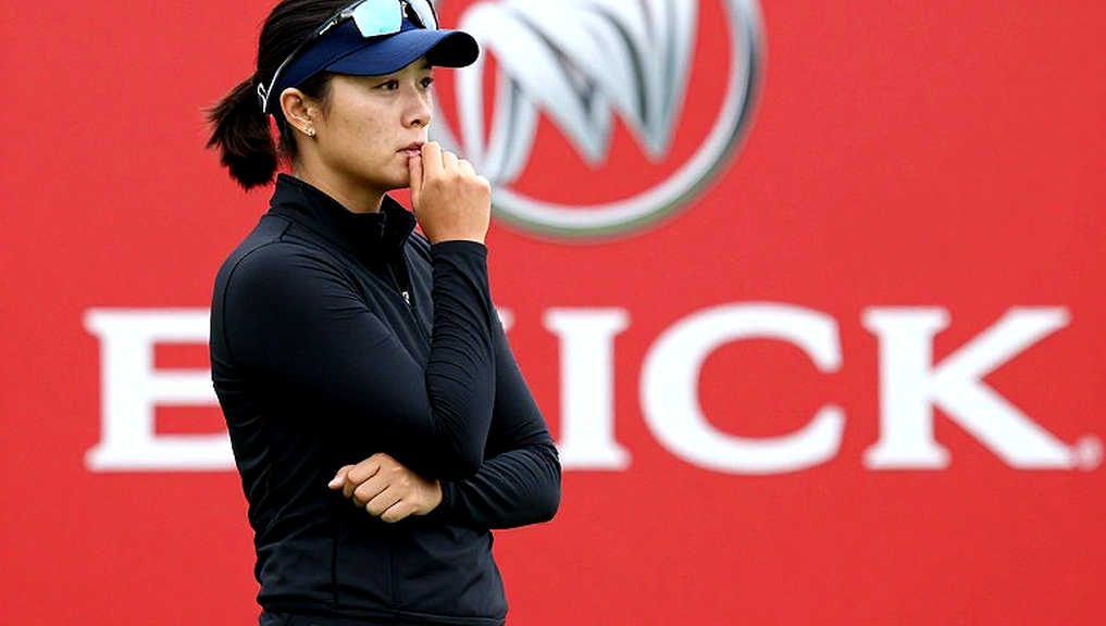 Paul Casey thua Thriston Lawrence trong trận playoff kịch tính tại Omega European Masters