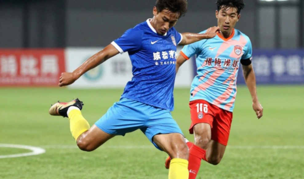 Bản danh sách đội hình hơn bảng hợp đồng: V.League học gì từ đêm Mỹ Đình?