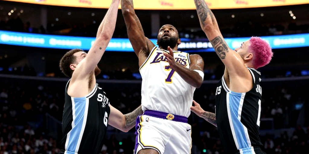 Tatum, Brown và trang thứ hai của một bản giao dịch chưa ai xác minh