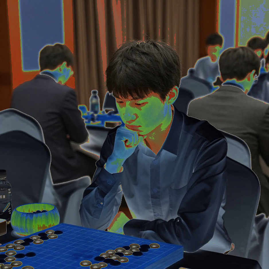 Carlsen khen ngợi Sindarov sau trận hòa tại Global Chess League 2026: Nước đi 3.f6 từ một cú bấm chuột của HLV và bài toán thời gian