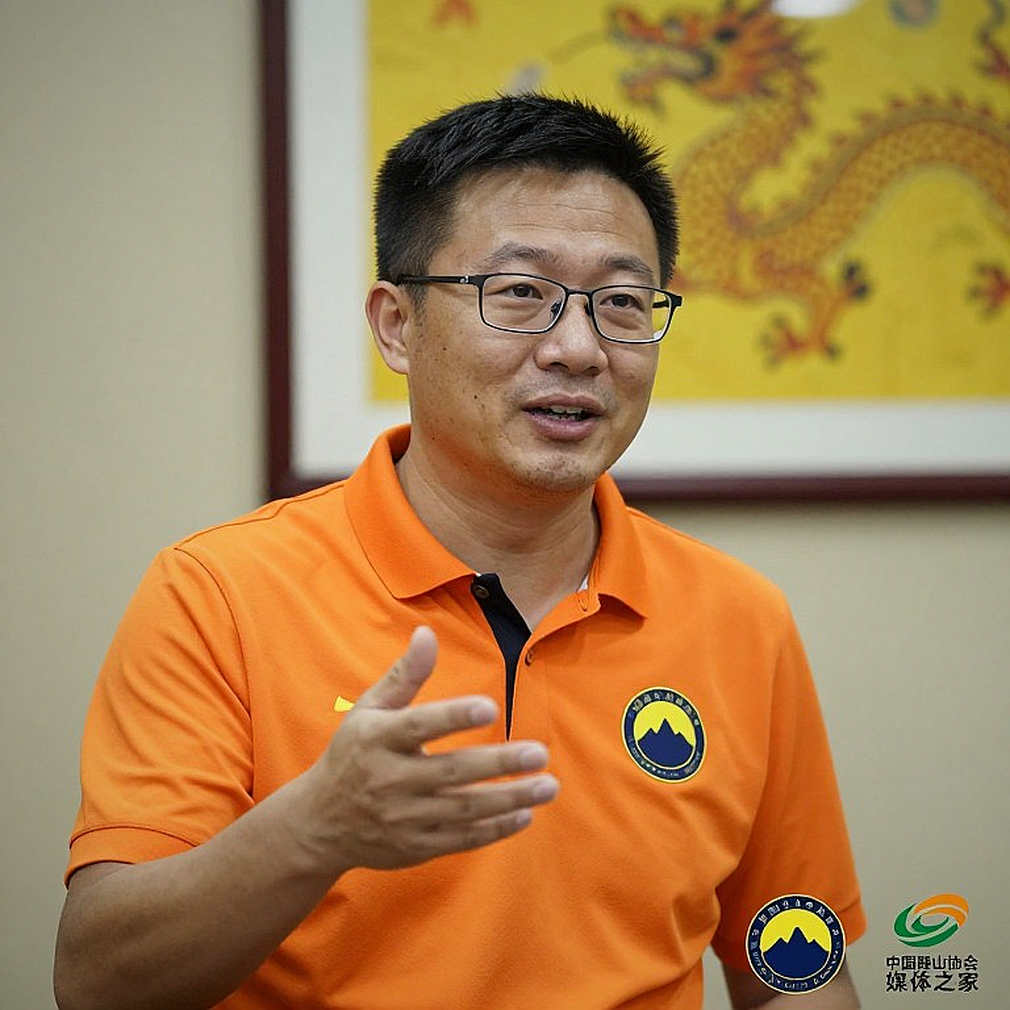 Bóng đá Việt Nam: Chu kỳ giải đấu khắc nghiệt và bài toán lực lượng cho các câu lạc bộ V.League 1
