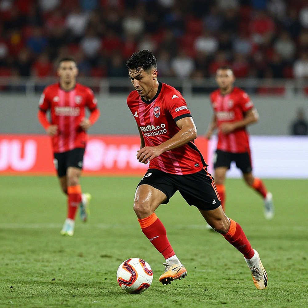 Rodrigo Holgado và DPMM: cột quốc tịch mới là điều khoản đắt nhất